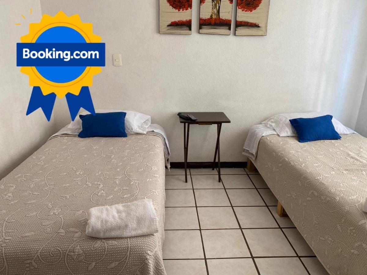 Casa Ejecutivo Zona Iteso Bahia De Acapulco Villa Guadalajara Buitenkant foto