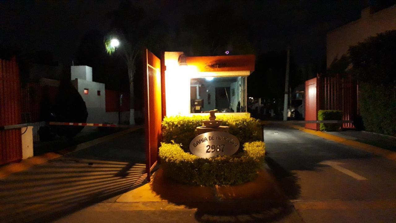 Casa Ejecutivo Zona Iteso Bahia De Acapulco Villa Guadalajara Buitenkant foto